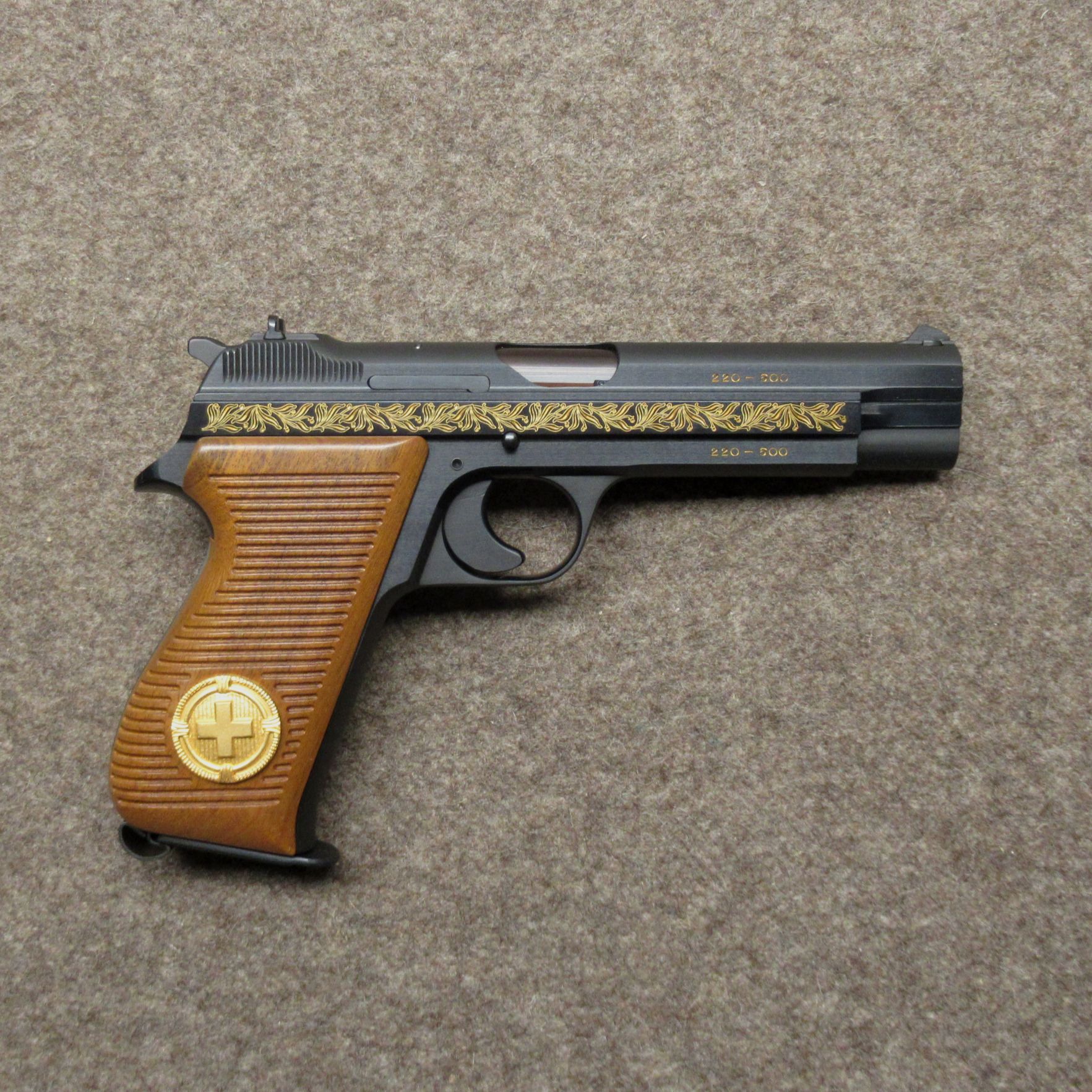 AB-65 Pistole SIG Mod. P210 50 Jahre P210 Kal. 9mm Para, Bild 1 von 8