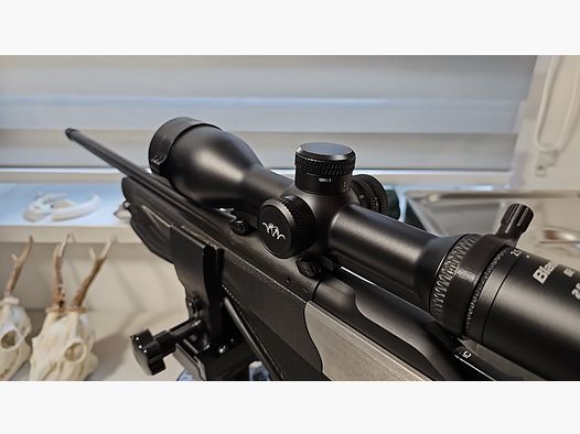 Blaser Zielfernrohr B2 2,5-15x56 iC S mit Schiene + Flipcover + QDC+