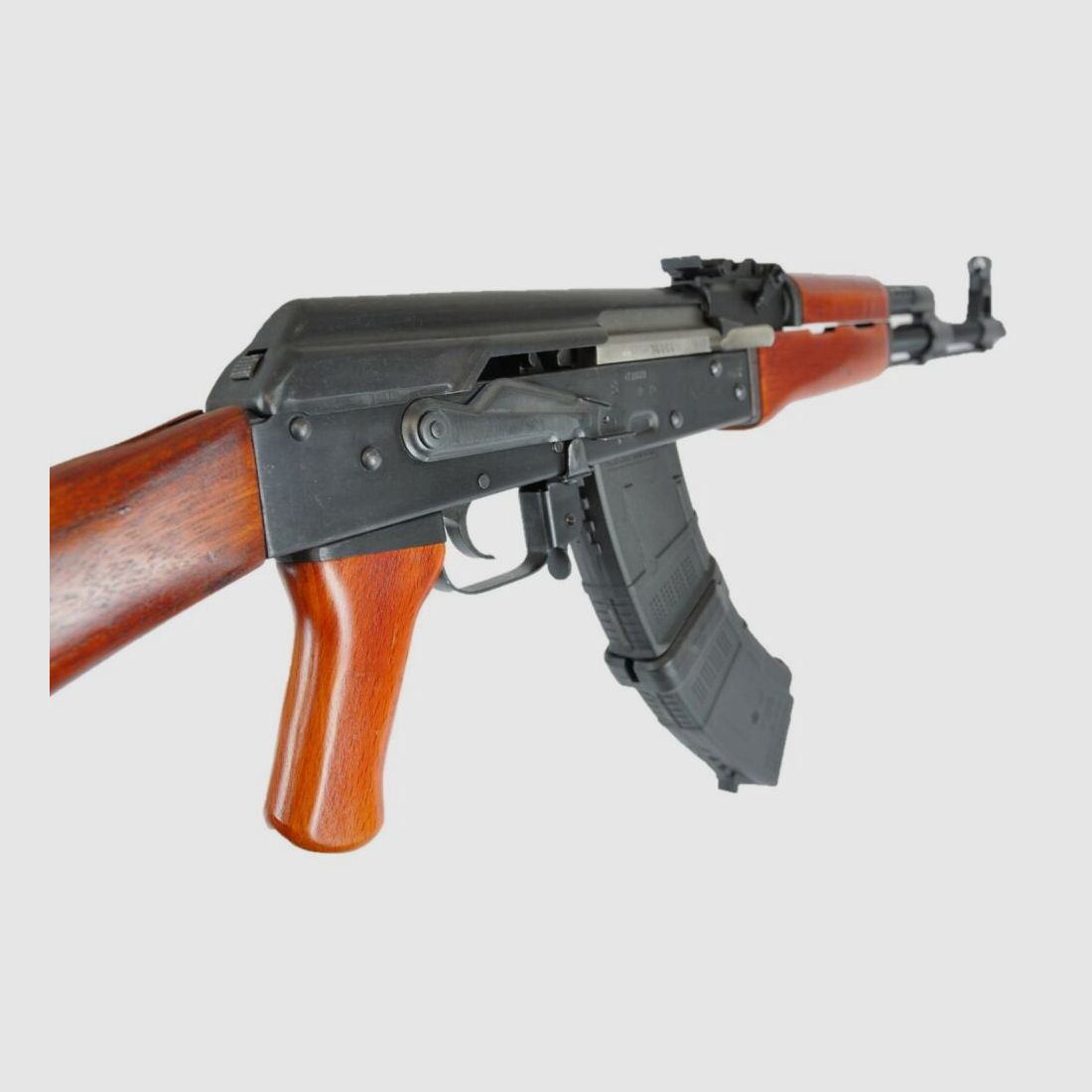 SDM AK	 47