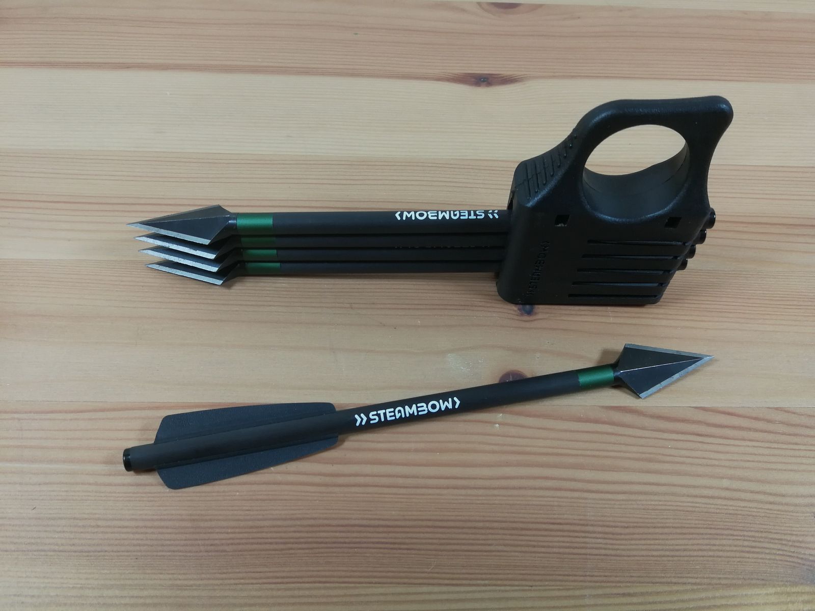 STEAMBOW AR-6 STINGER 2 AVEC BEAUCOUP D'ACCESSOIRES, POINT ROUGE, KIT DE COULEUR SABLE, BIPIED, CULASSE PLIANTE.