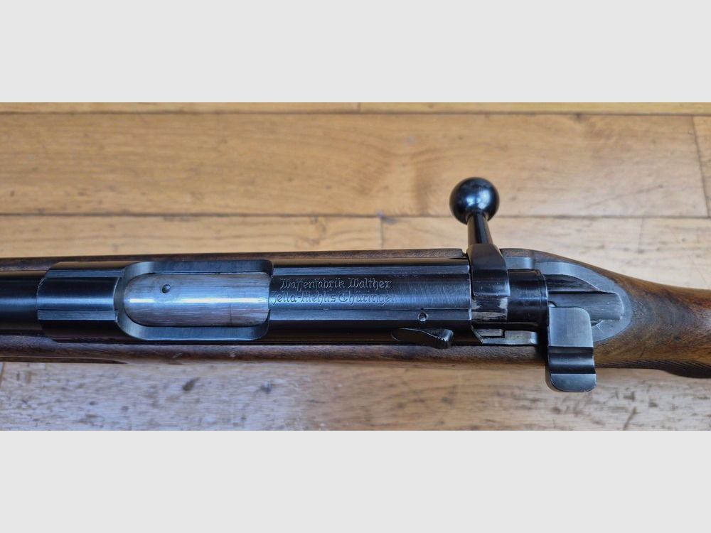 Sehr schöne Trainingsbüchse Walther Sport Modell V – Zeit des Dritten Reichs – Vor-Kriegswaffen 1937/1938 – Wahrscheinlich weniger als 38.000 Exemplare produziert – Holz in TBE++ – Ausgezeichnete Mechanik – Wunderschöner Lauf mit sehr schönen Zügen – TBE++, Bild 21 von 36