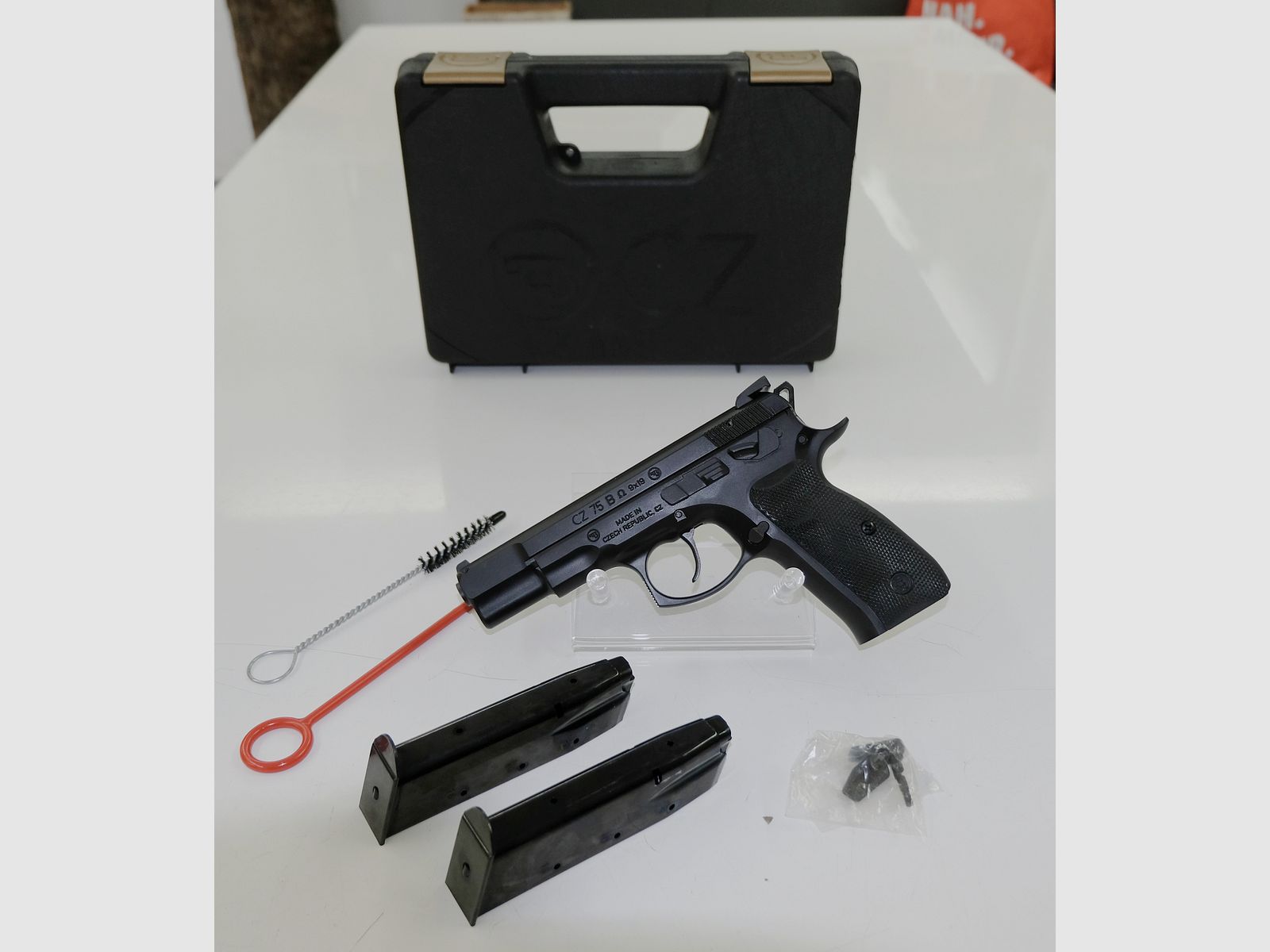 CZ 75 B Omega - Like new