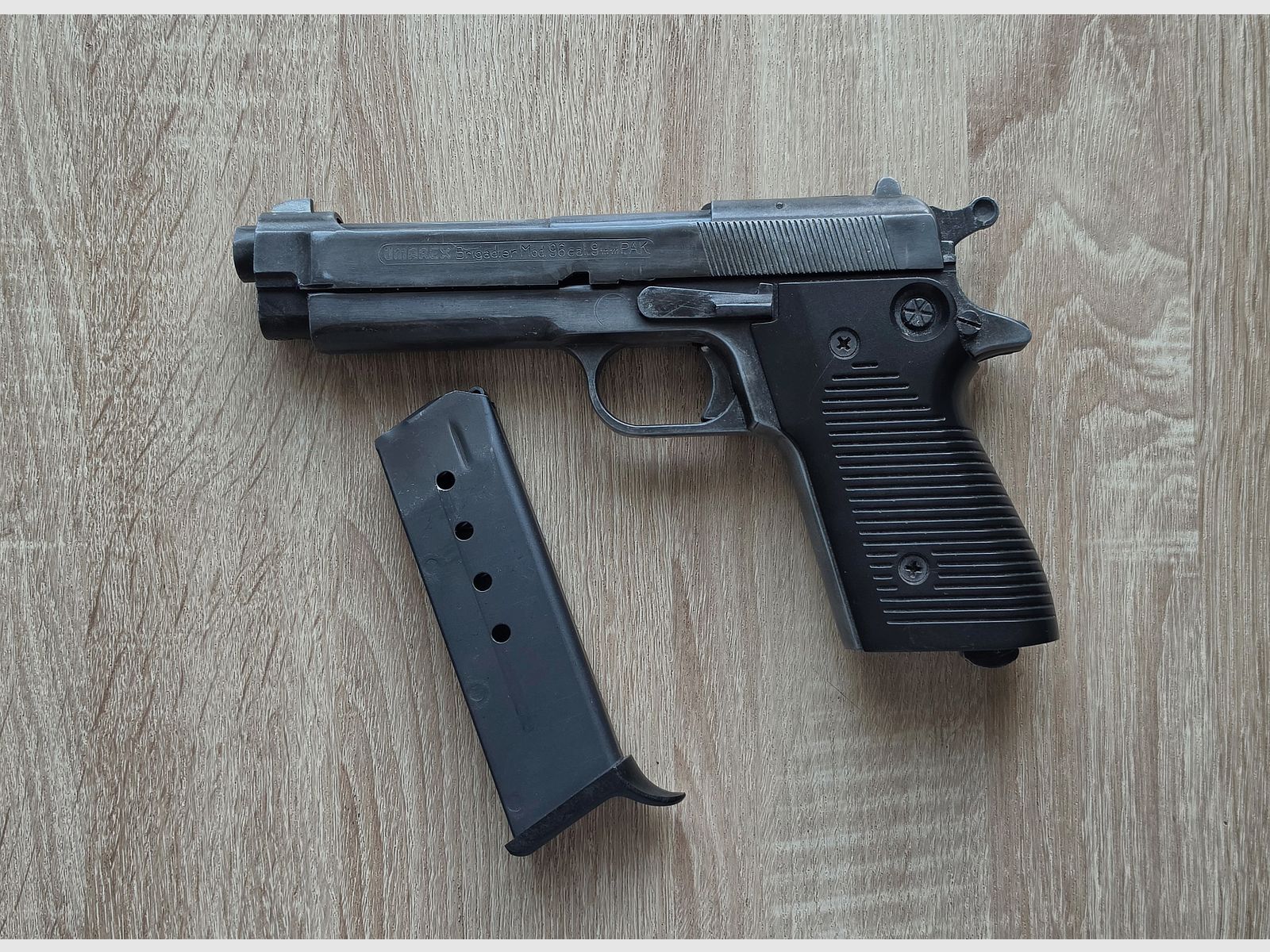 UMAREX Brigadier Mod. 96, 9 mm P.A.K. defective, image 1 of 7