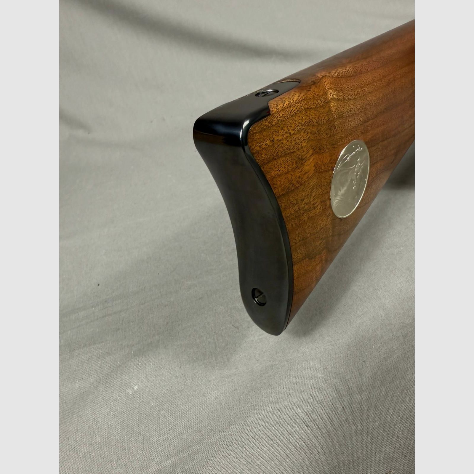 Winchester Mod. 1892  "John Wayne 100th Anniversary Custom Grade"   (.44-40 WCF)