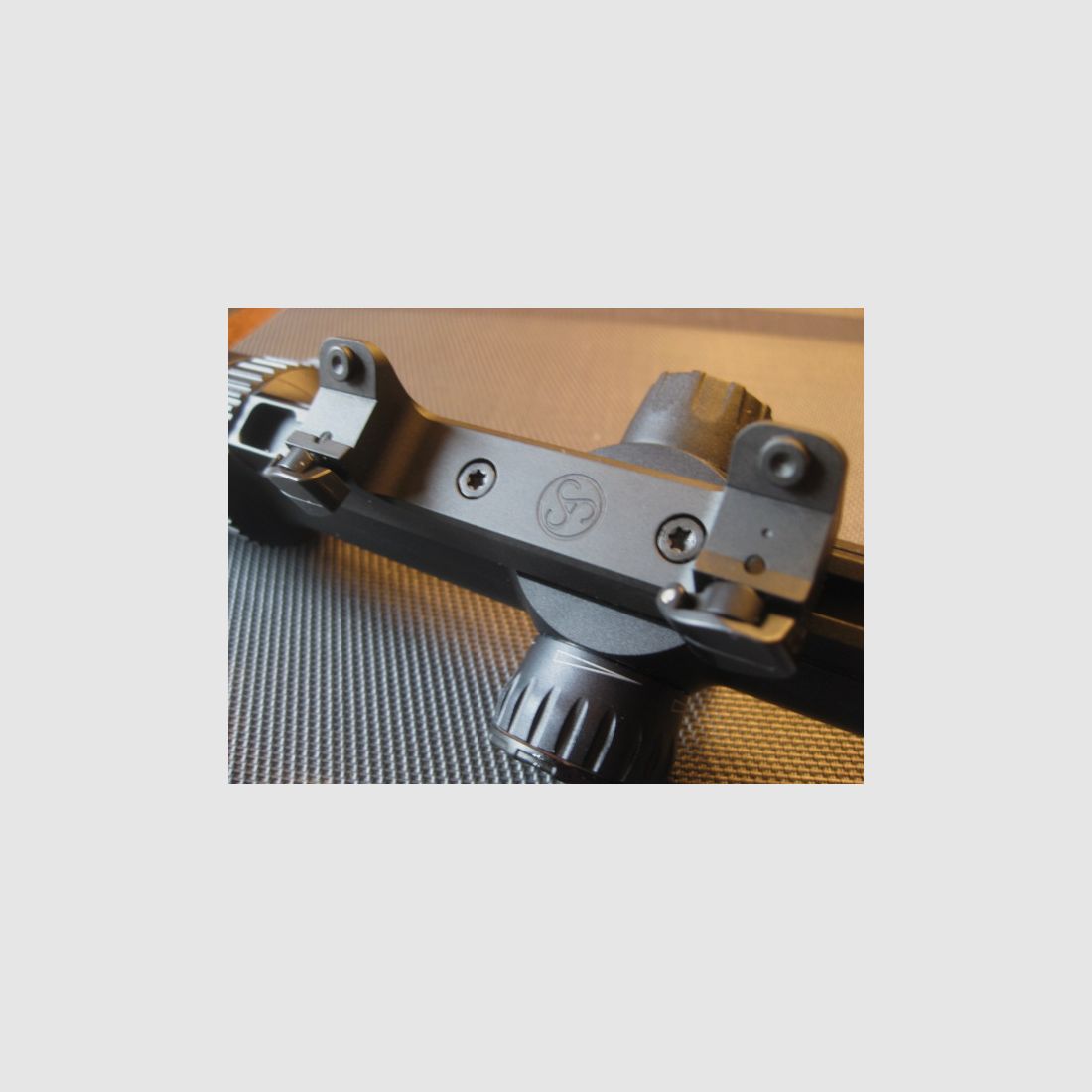 TOP NOWY "Made in Germany" ZEISS V6 1,1 - 6 x 24 M (wewnętrzny szynowy) oraz krzyż 60 i oryginalny montaż Blaser/Sauer !! Do broni Blaser i nowego Sauer 505 !! Nie Mauser-Swarovski-Leica-Steyr-Kahles-DDoptics-SteelAction