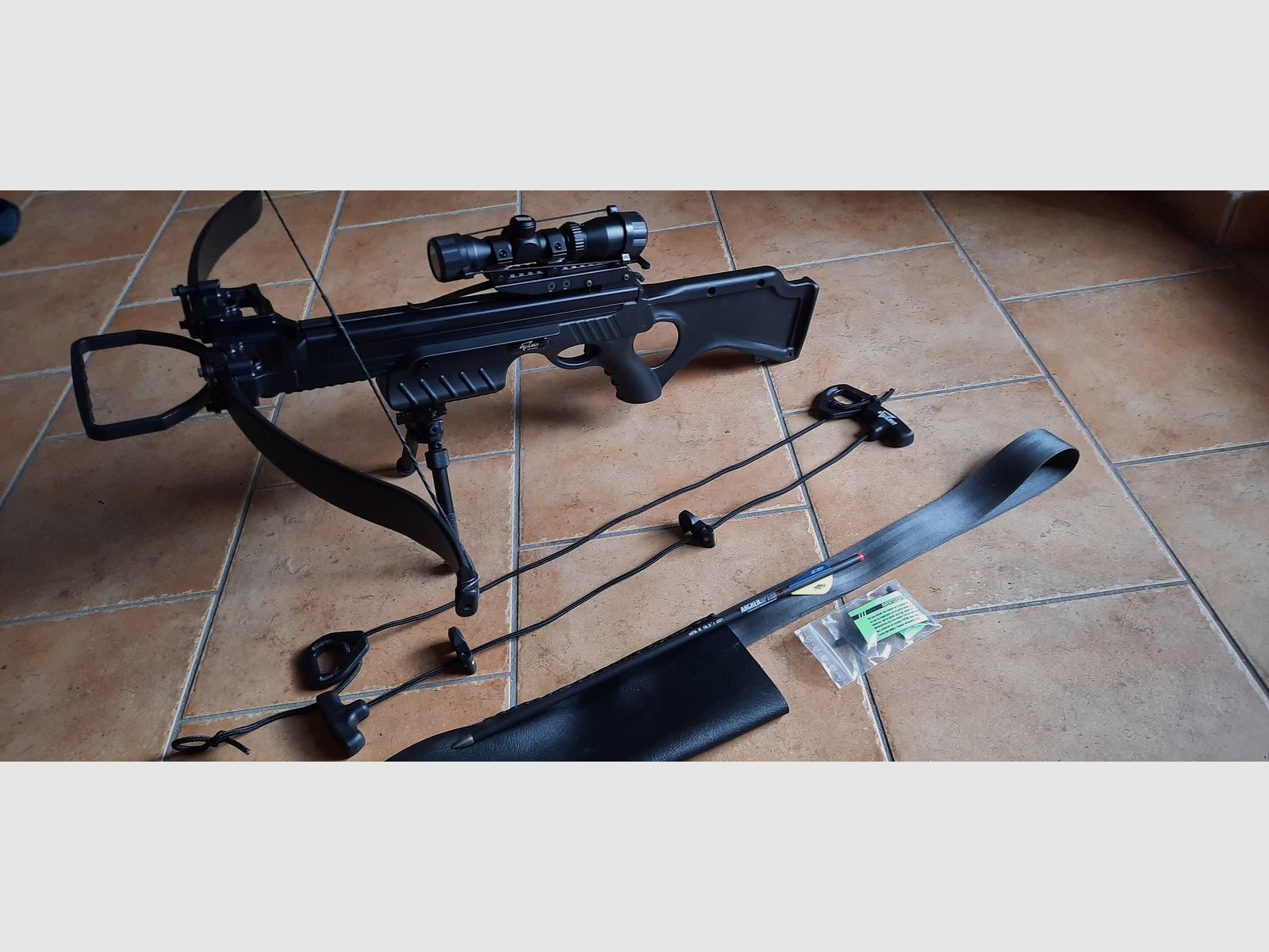 Excalibur XLT 2.0 with 200 lbs Matrix limbs, new, image 1 of 7