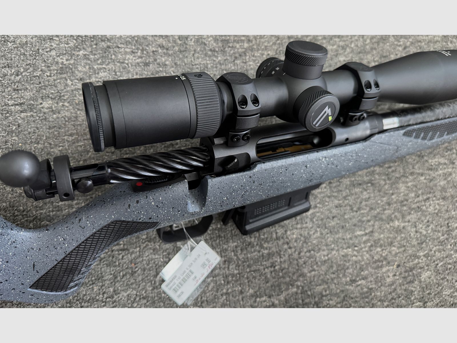 Savage 110 Carbon Predator BA 6,5mm Creedmoor met Alpenoptics APEX 2,5-16x42 - nieuw wapen, afbeelding 5 van 9