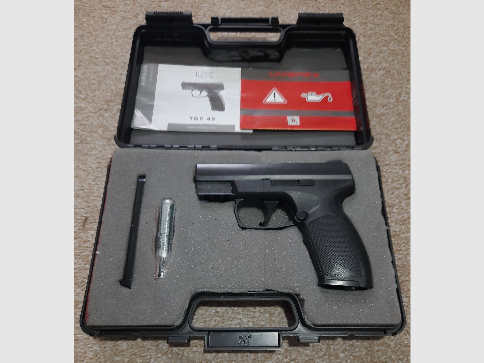 UX CO² Pistole Tactical Defence 45 TPD