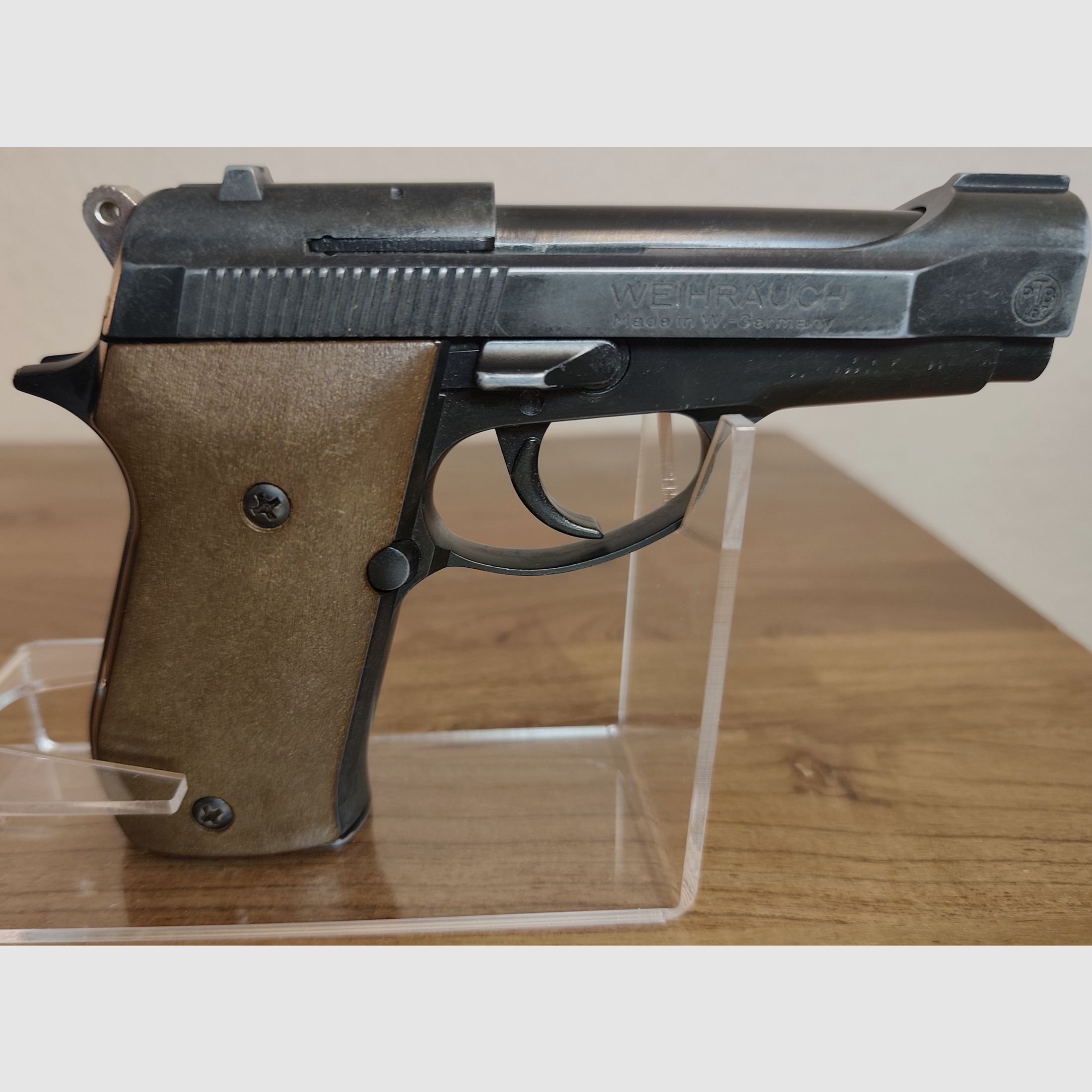 Incenso HW 94 PTB 467 Set di Capodanno 40x Effetti Pyro +50 Colpi di Munizione R.K