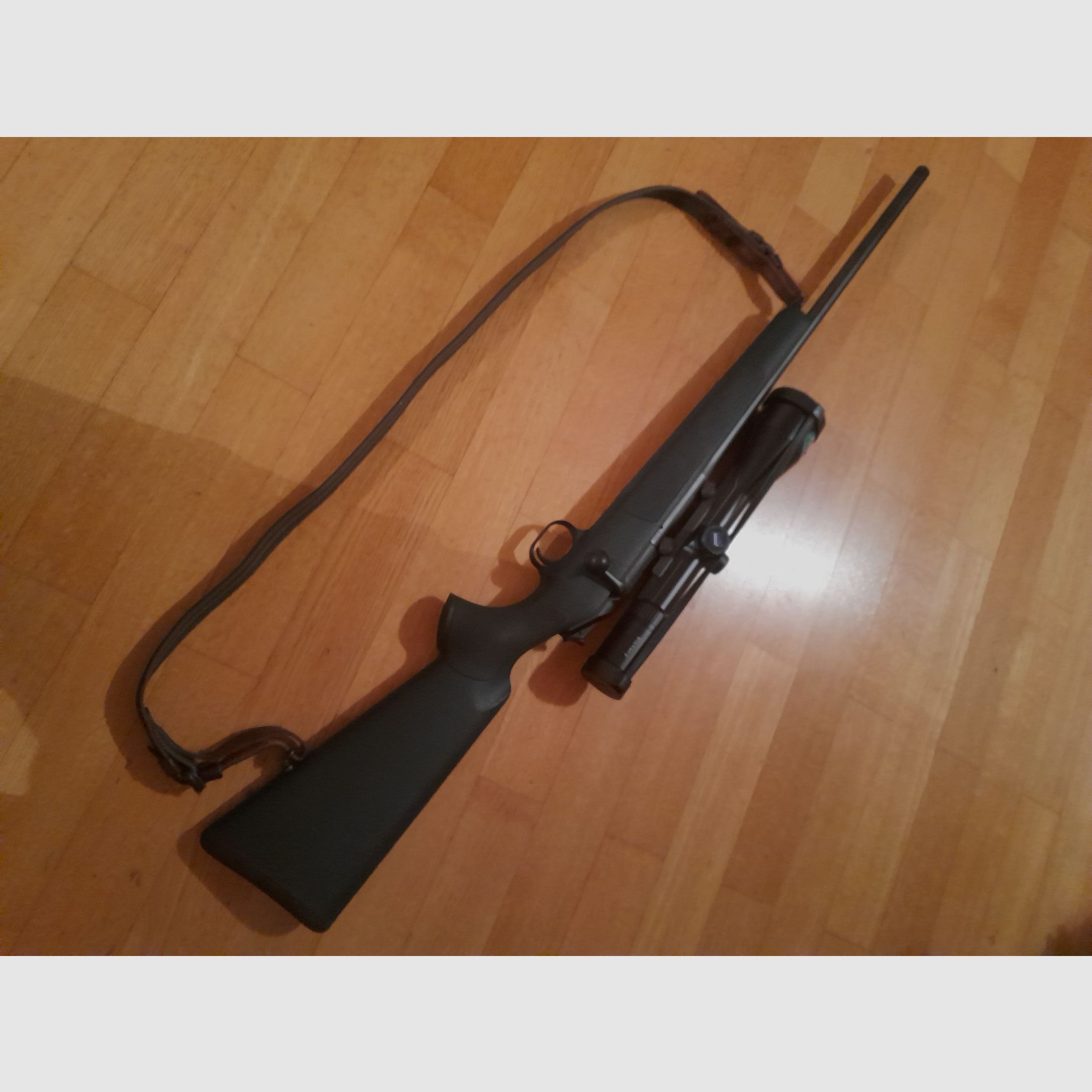 Repetierbüchse Blaser R93 Linkssystem zu verkaufen