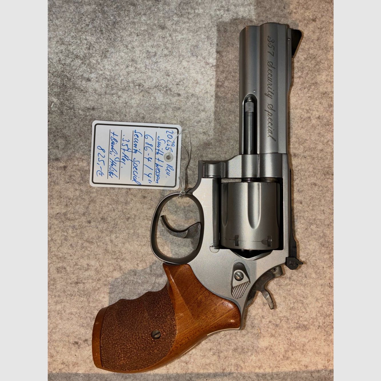 Smith & Wesson 686-4 Security Special 4 inch