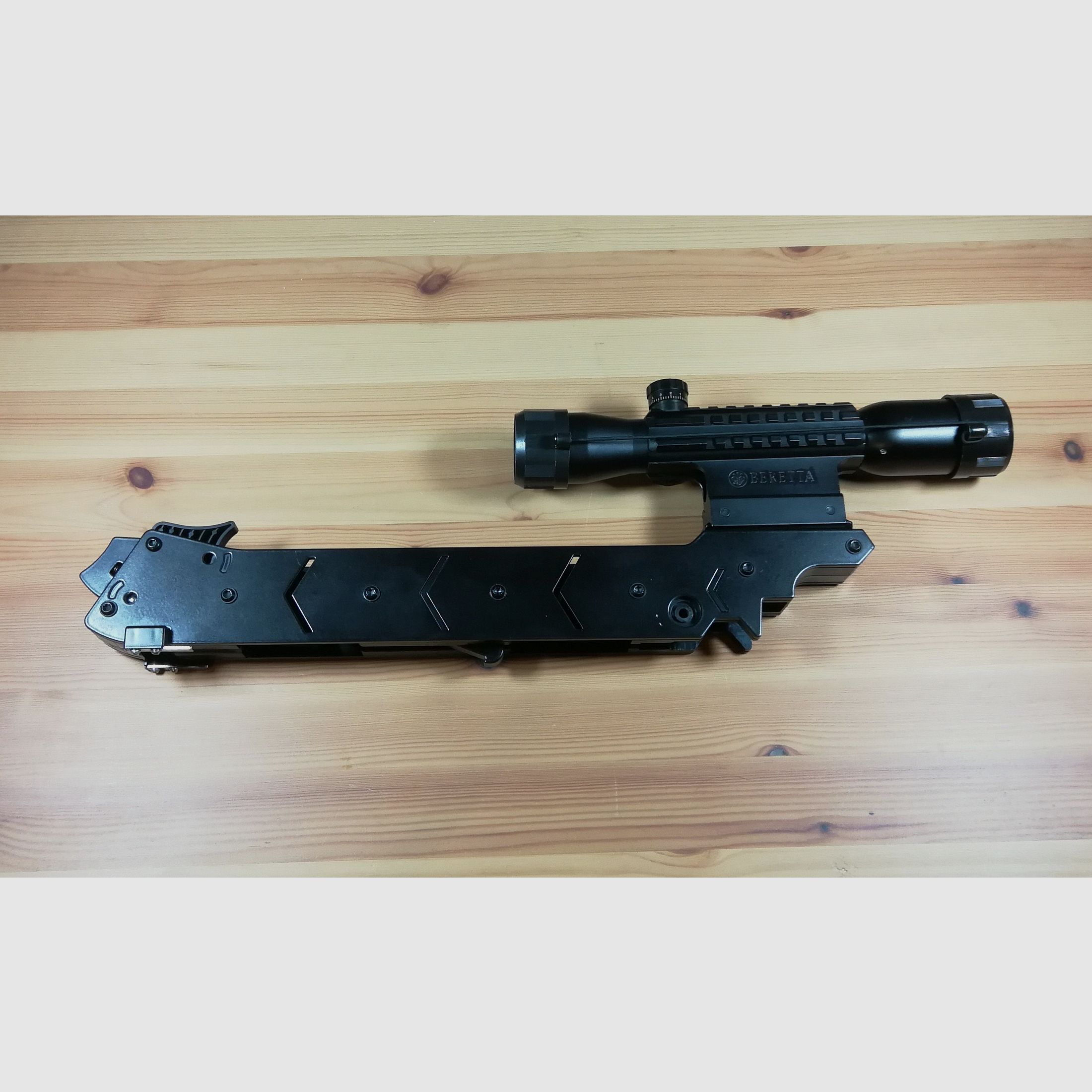 ADDER COBRA SYSTEM 130 LBS + 7 SCHUSS POLYMER MAGAZIN + 7 SCHUSS METALL MAGAZIN + OPTIK 3-10x42 Gr/Ro Bel & BERETTA 4x32 + METALL STANDBEIN