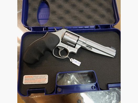 Smith & Wesson 686-6 Pro