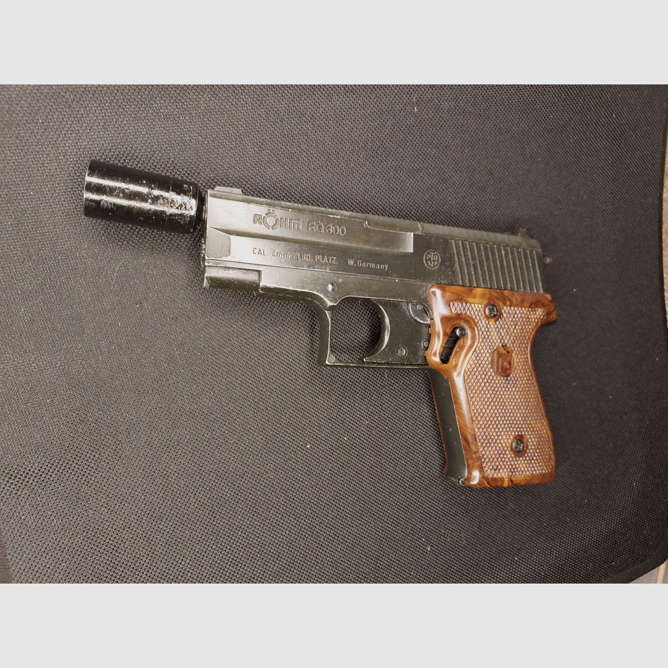 Röhm RG300 (RG 300) Schreckschuss Pistole Kal. 6mm Flobert (PTB 327)