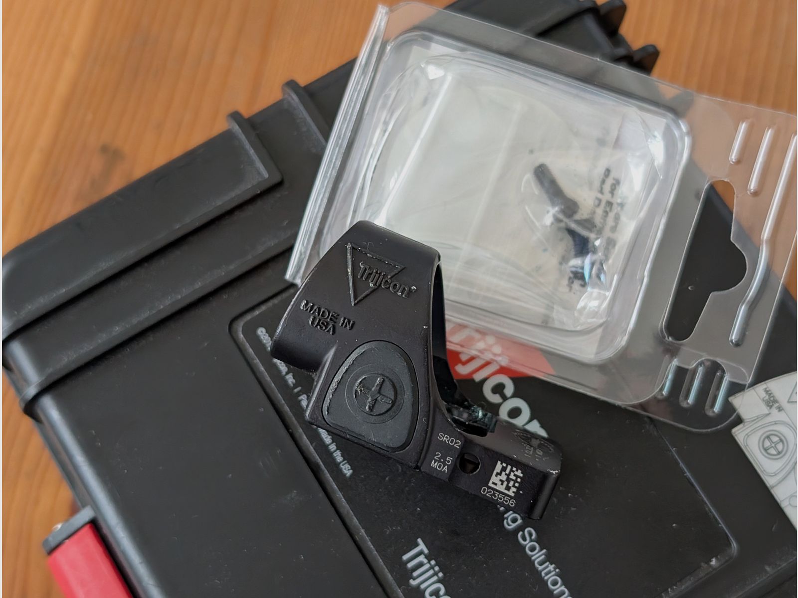 Original Trijicon SRO 2.5 MOA Mini Red Dot