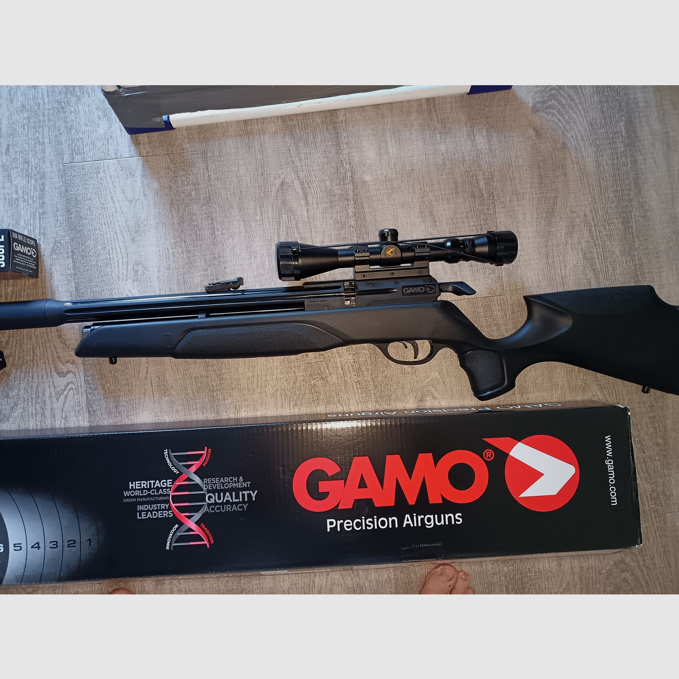 Gamo Arrow 4,5 Pcp im Set mit Zielfernrohr und Zweibein und Pumpe