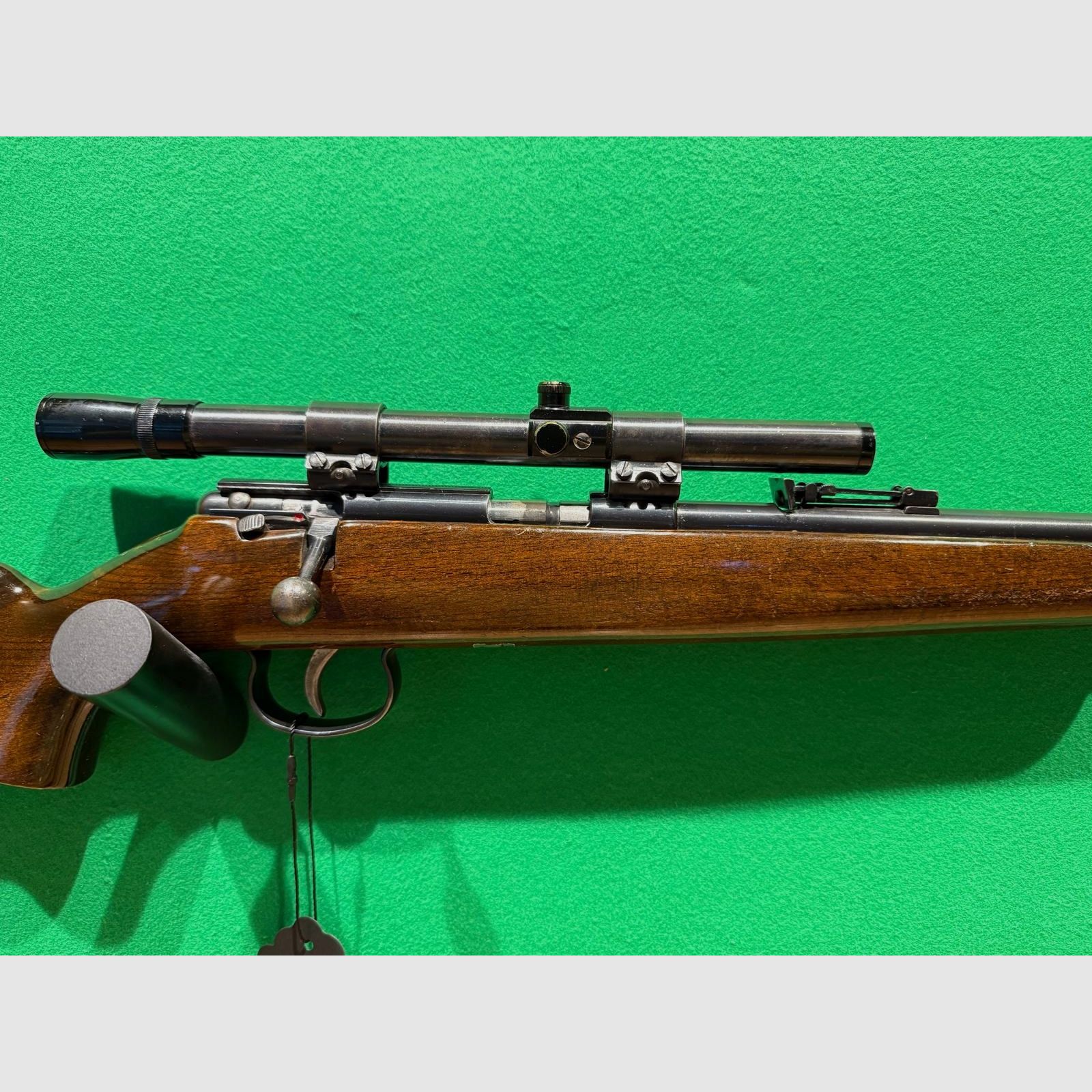 Rifle de repetición de calibre .22lr Anschütz