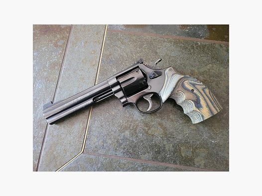 Traumhafter Revolver Smith&Wesson 586-4 in Topqualität und -Erhaltung Kal. 357 Mag