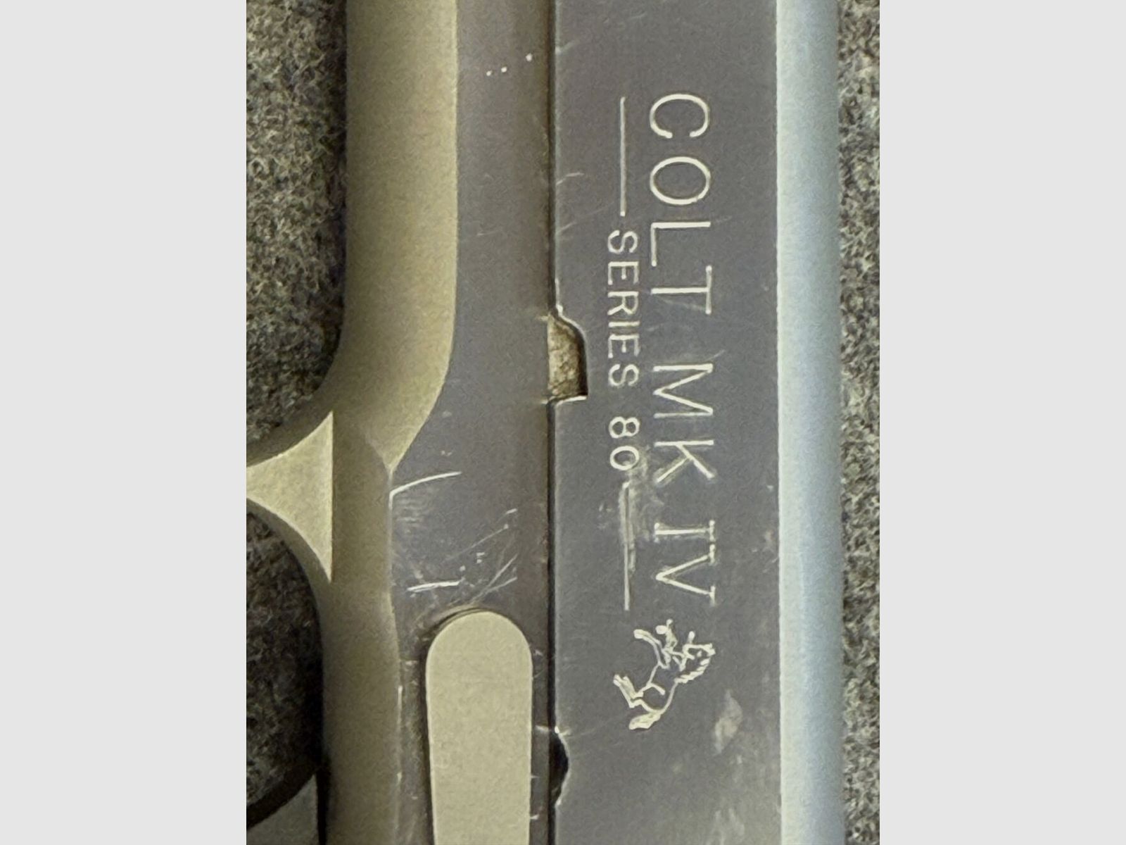 Pistola Colt .45 Auto Colt Government, imagen 6 de 6