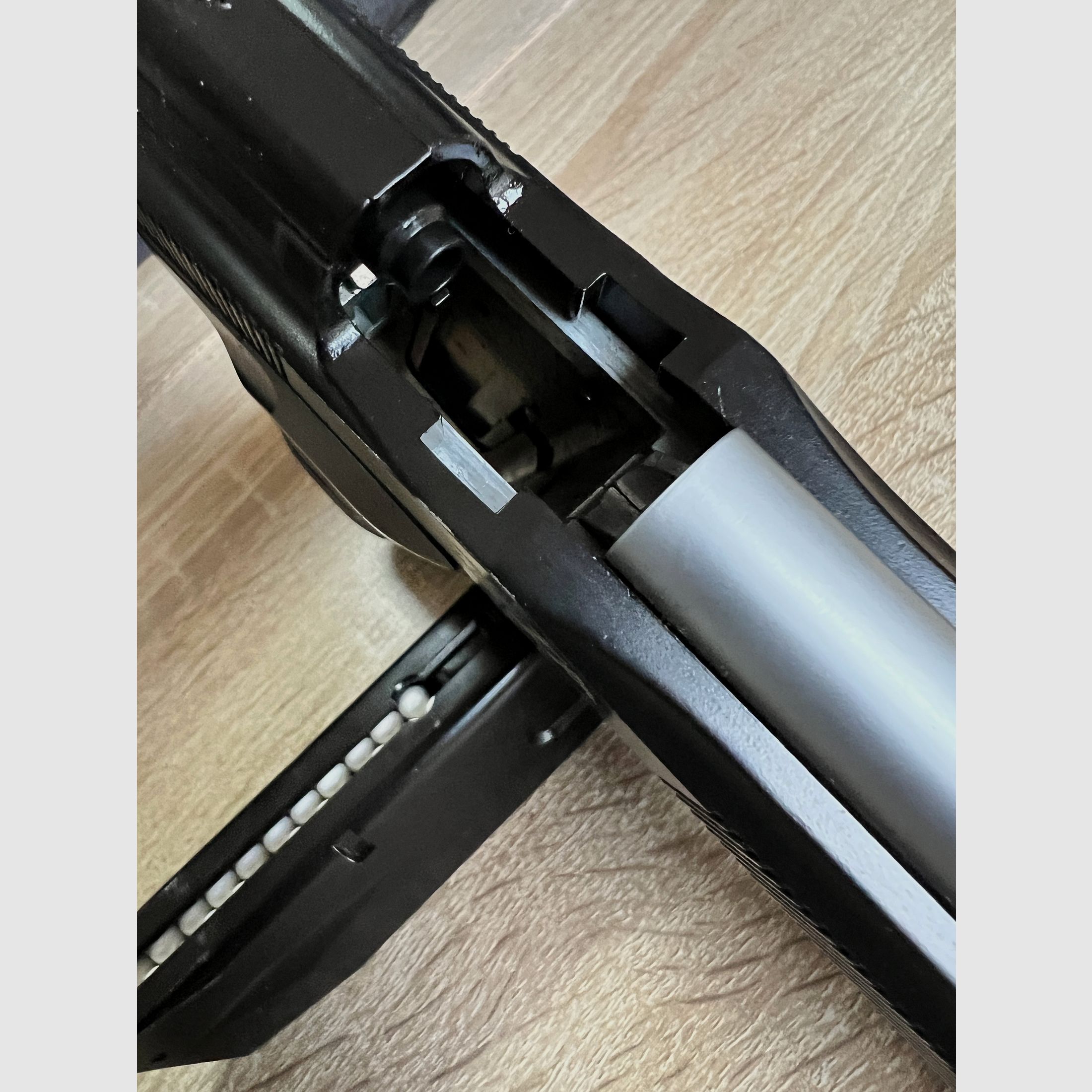 KJW Airsoft Elite IA M9a1 Beretta