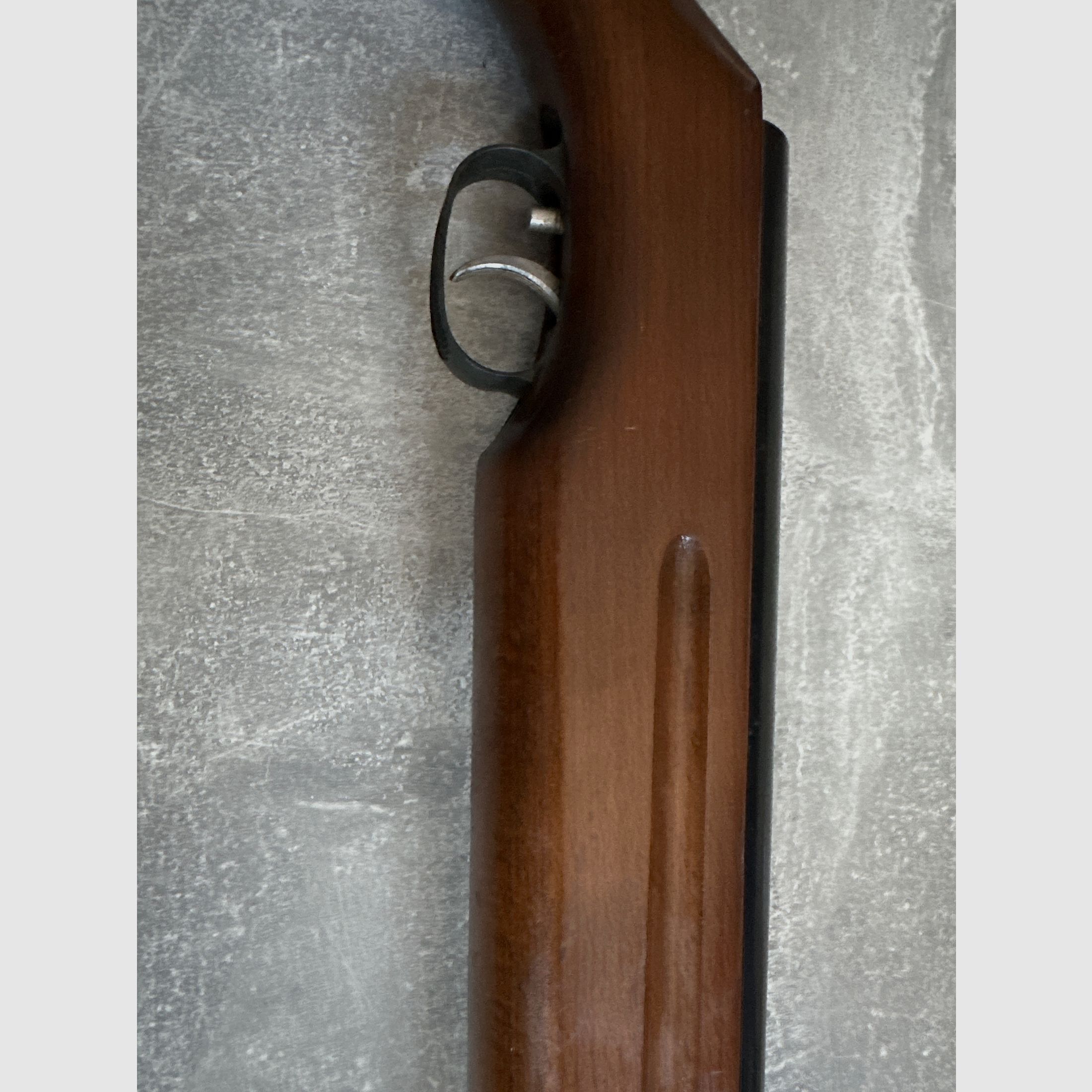 Weihrauch HW35 w kalibrze 4,5 mm, bardzo dobry stan, wiatrówka