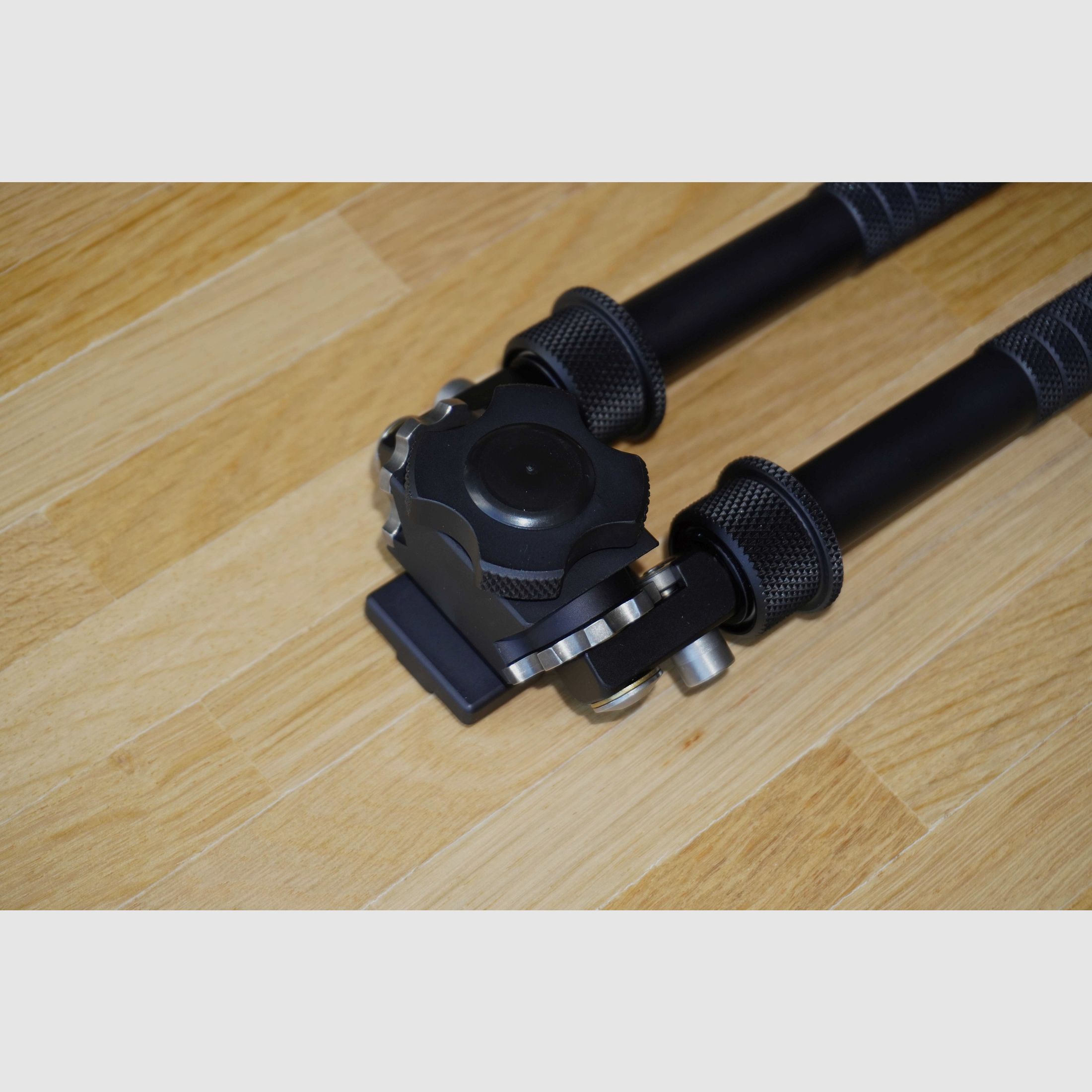 Neuwertiges Atlas BT10-NC Zweibein Version ohne Picatinny Montage