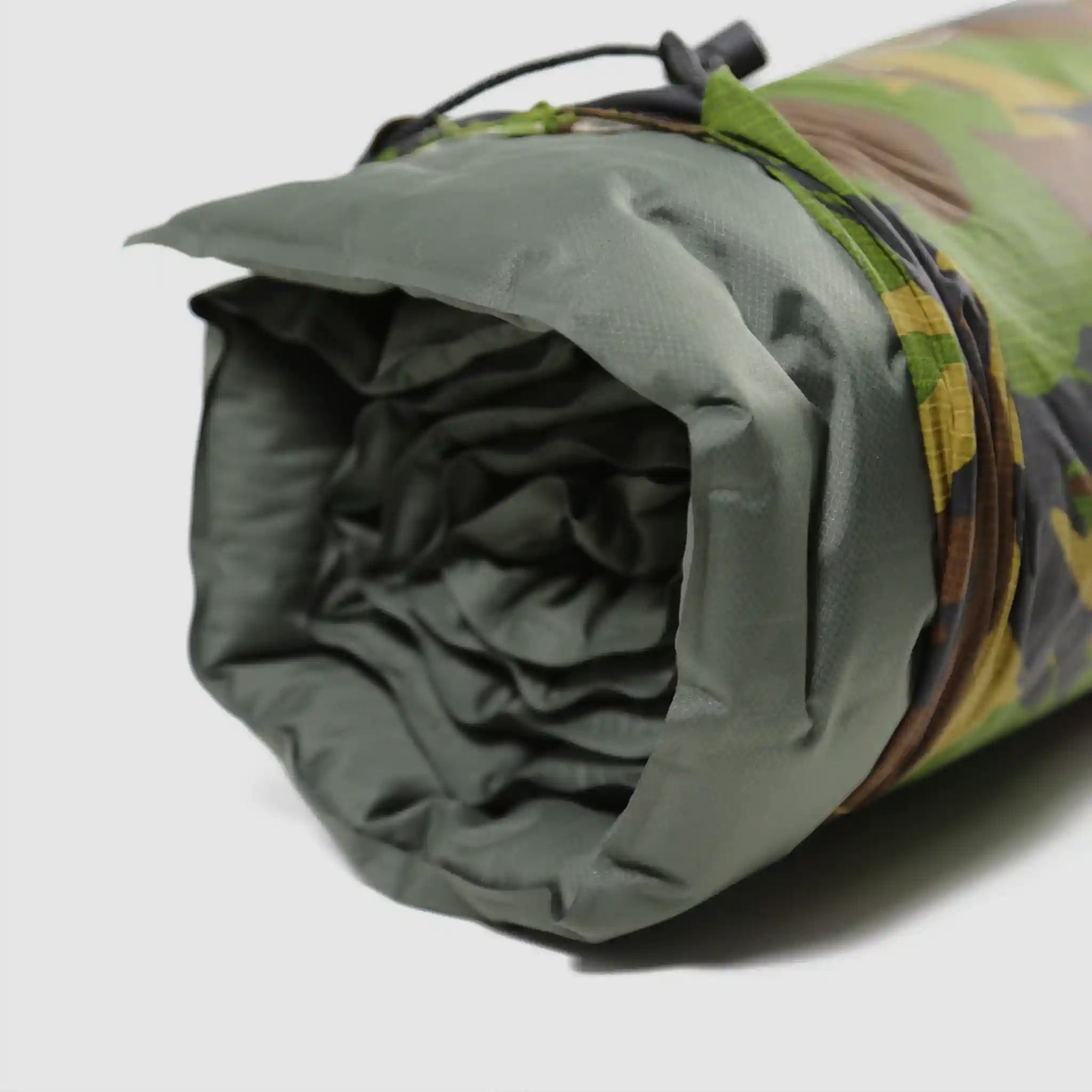 Ejército holandés colchoneta autoinflable con bolsa de transporte oliva DPM usada