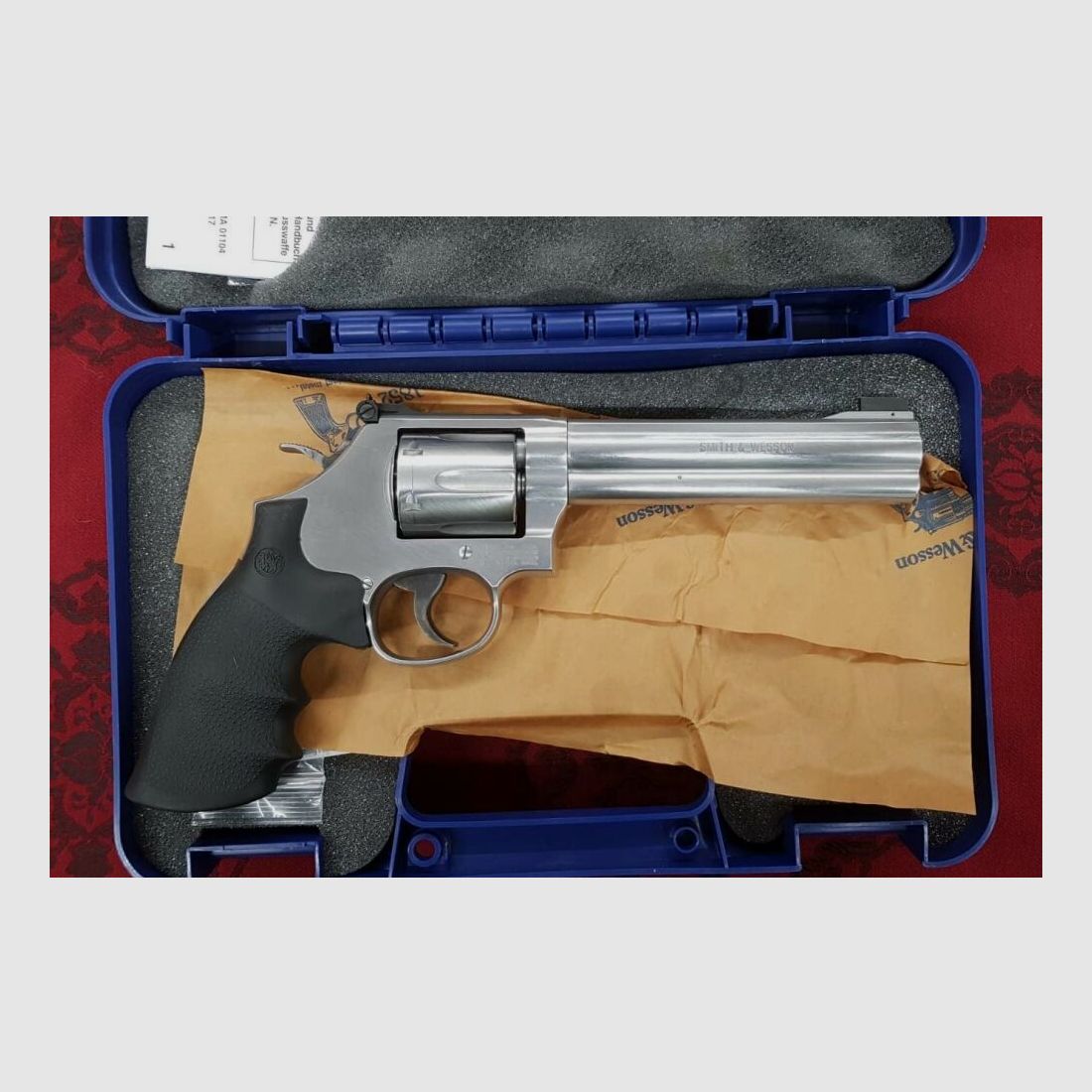 Smith & Wesson 686, Bild 2 von 2