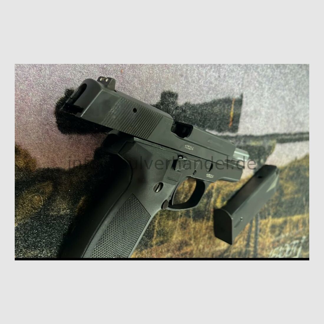 Zastava CZ 99 CZ 99 in 9mmLuger, ähnlich Sig P226