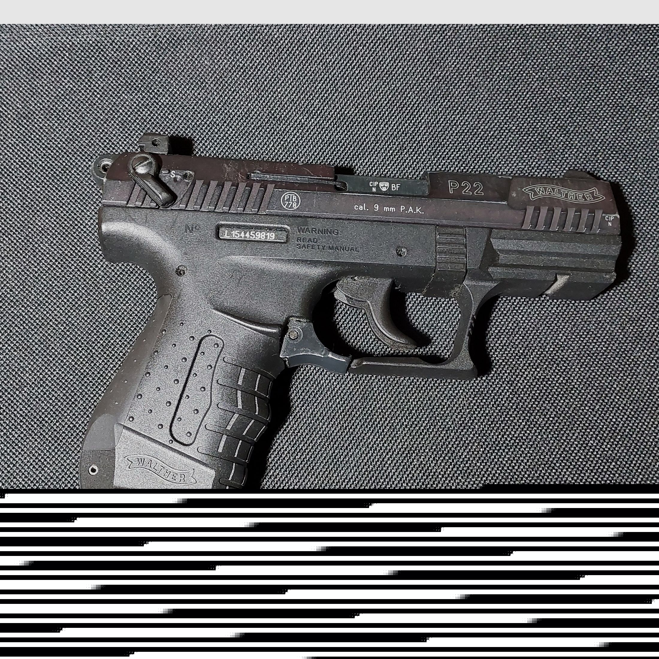 Walther P22 (P 22 Classic) Schreckschuss Pistole 9mm P.A.K. schwarz (PTB 778) mit neuem Normani Holster