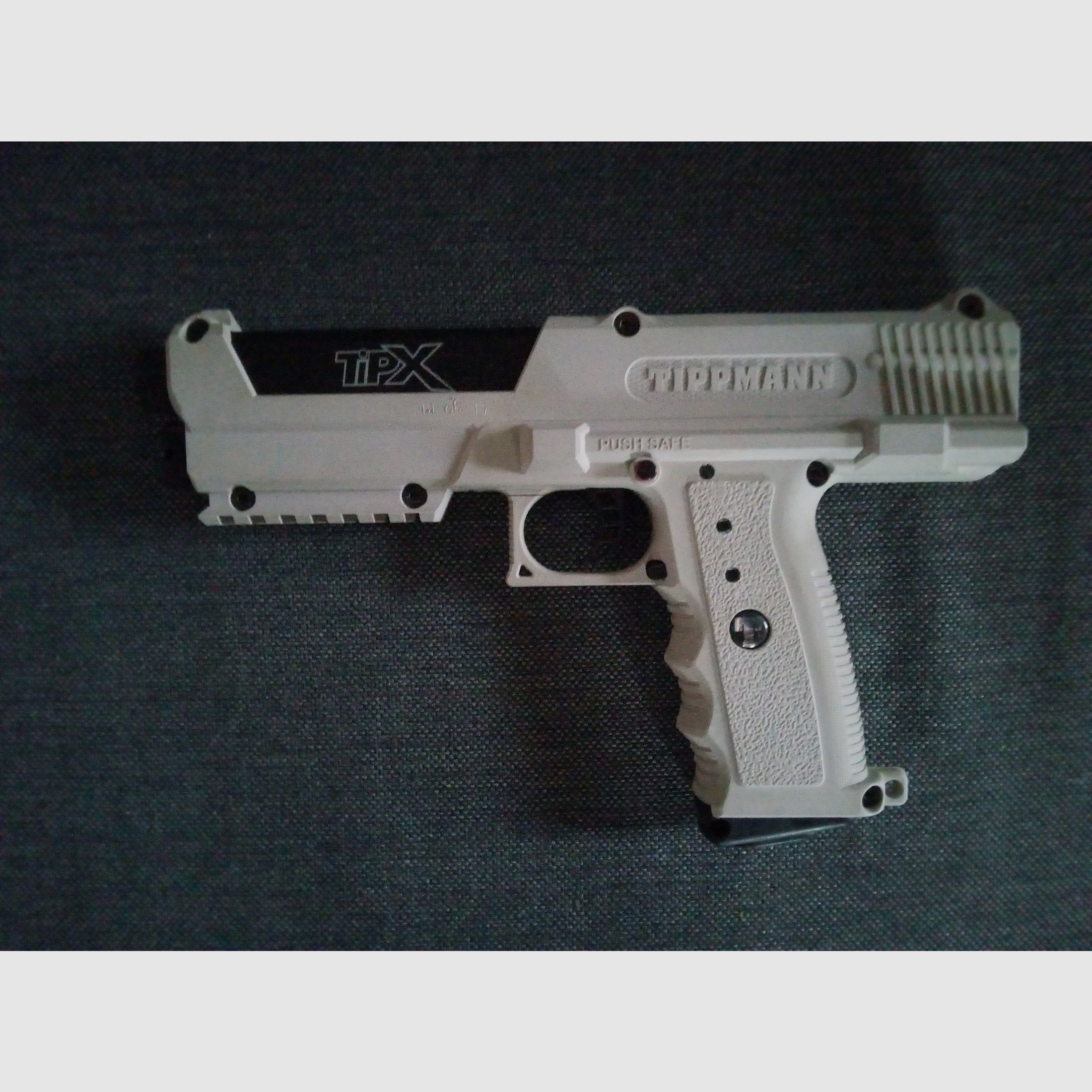 Tippmann TIPX Markierer mit umfangreichen Zubehör