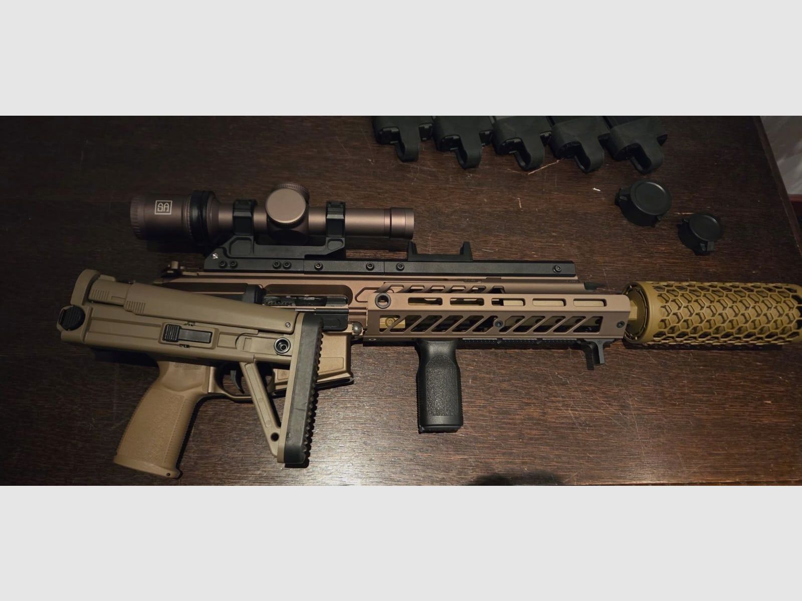 APFG Spear LT mit SURG Upper und Zubehör