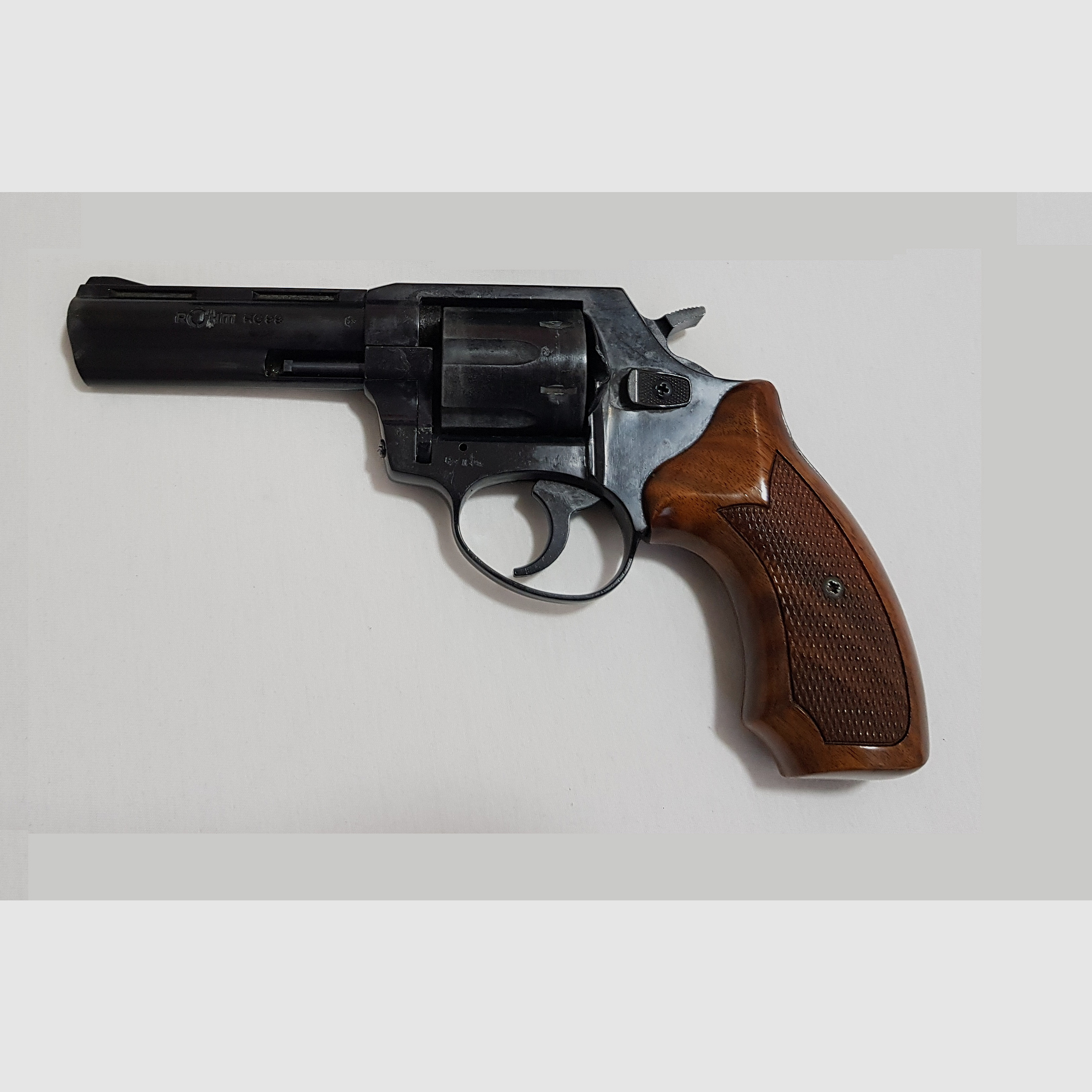 Röhm RG 99 brüniert mit Holzgriffschalen .380 R / 9mm Knall Schreckschuss Pistole 6 Schuss Trommel Kontakt: yardsalez@proton.me