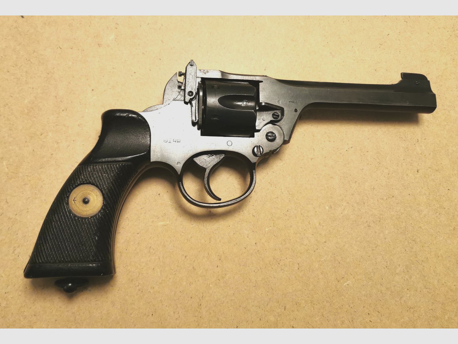 Enfield No.2 MK I WKII original converted to 9mm blank free from 18 years