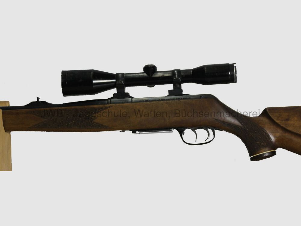 Krico Repetierbüchse mit Schwenkmontage und Zielfernrohr Zeiss .243Win