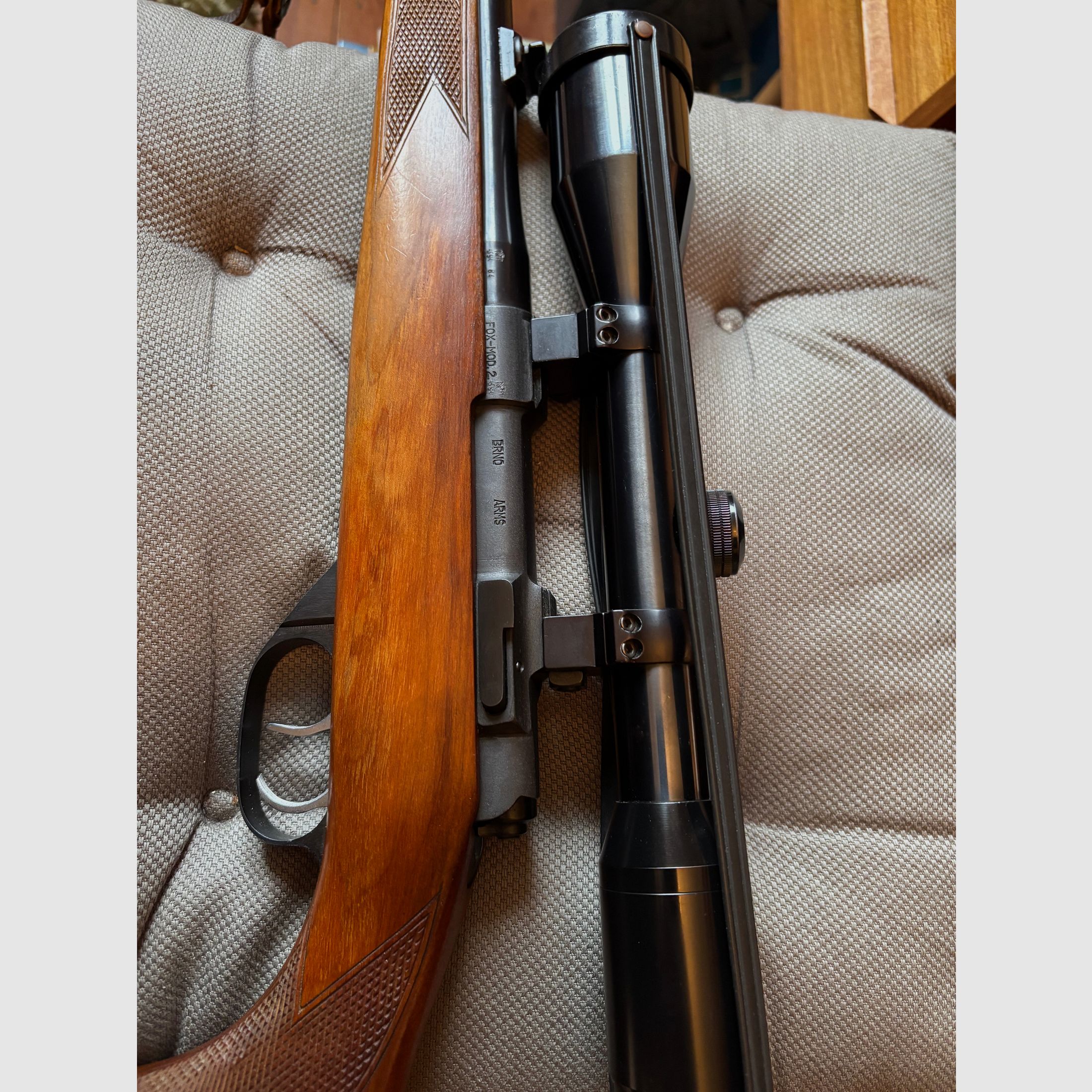 CZ Fox .222 Rem. met Kahles Helia S 6x42