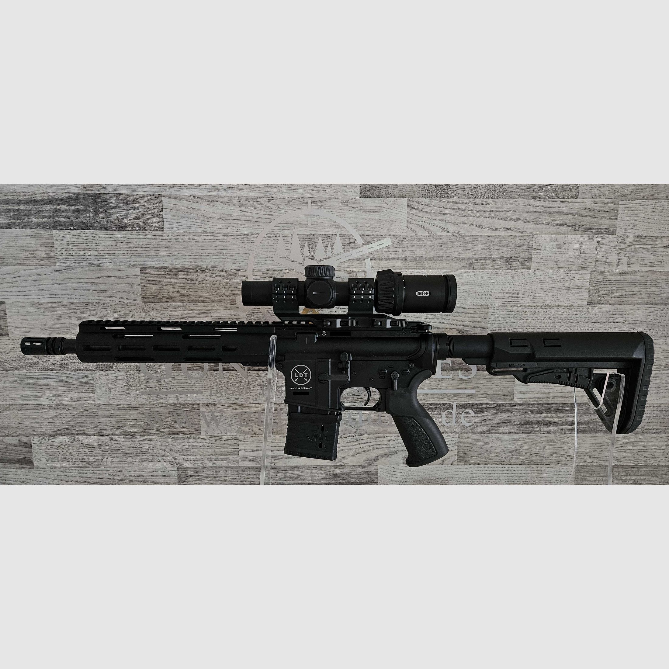 LuxDefTec LDT15 AR15 L4S 10,5" .223Rem - Set met Meopta ZF - Nieuwe goederen van de vakhandel