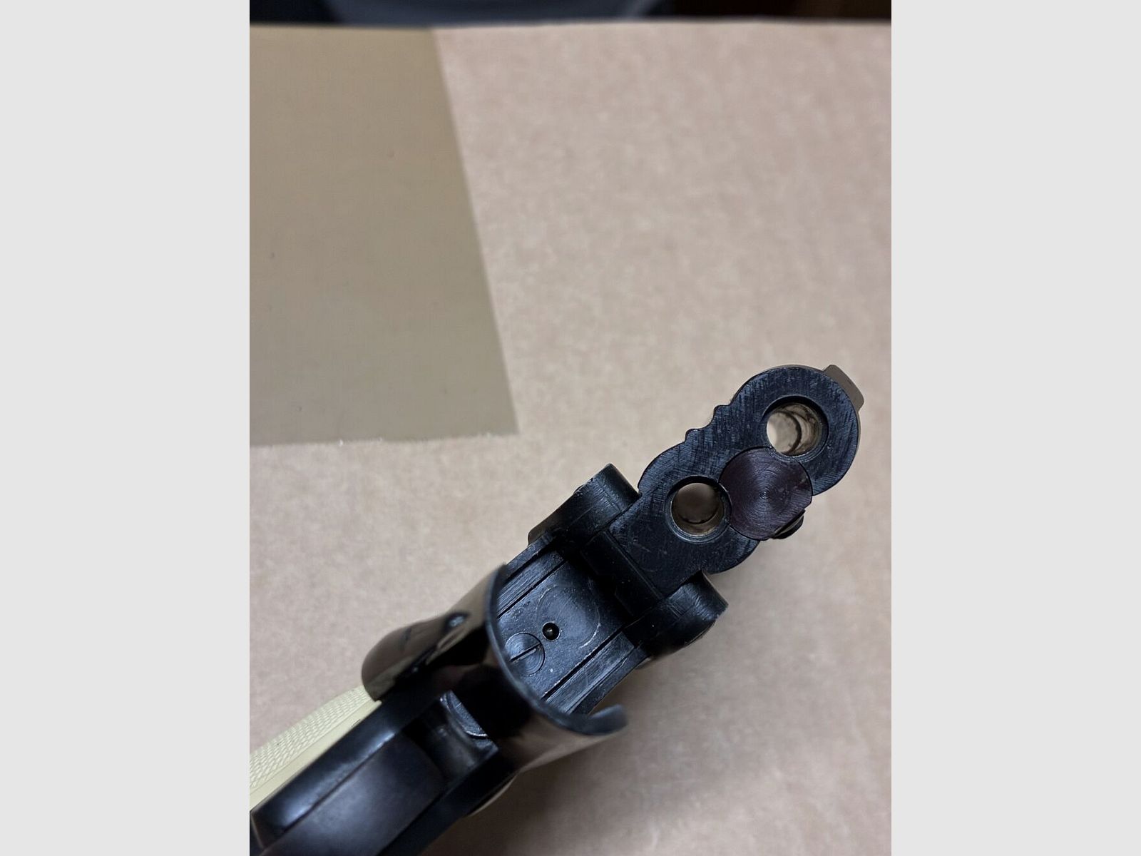 Derringer Röhm RG18 caliber 22WinMag
