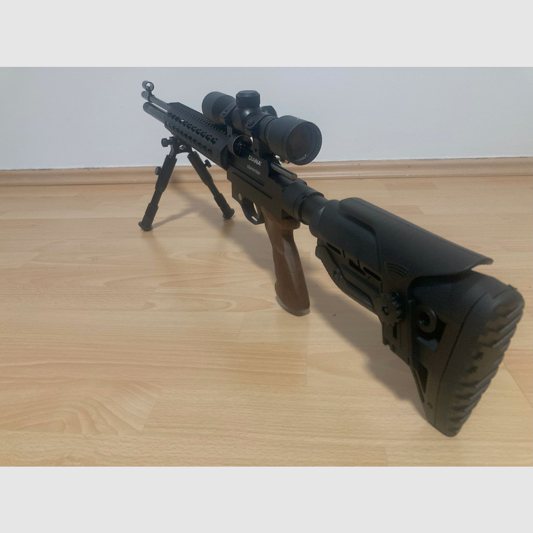 Diana Stormrider Luftgewehr Kaliber 4,5mm neuwertiger Umbau AR15 Stil
