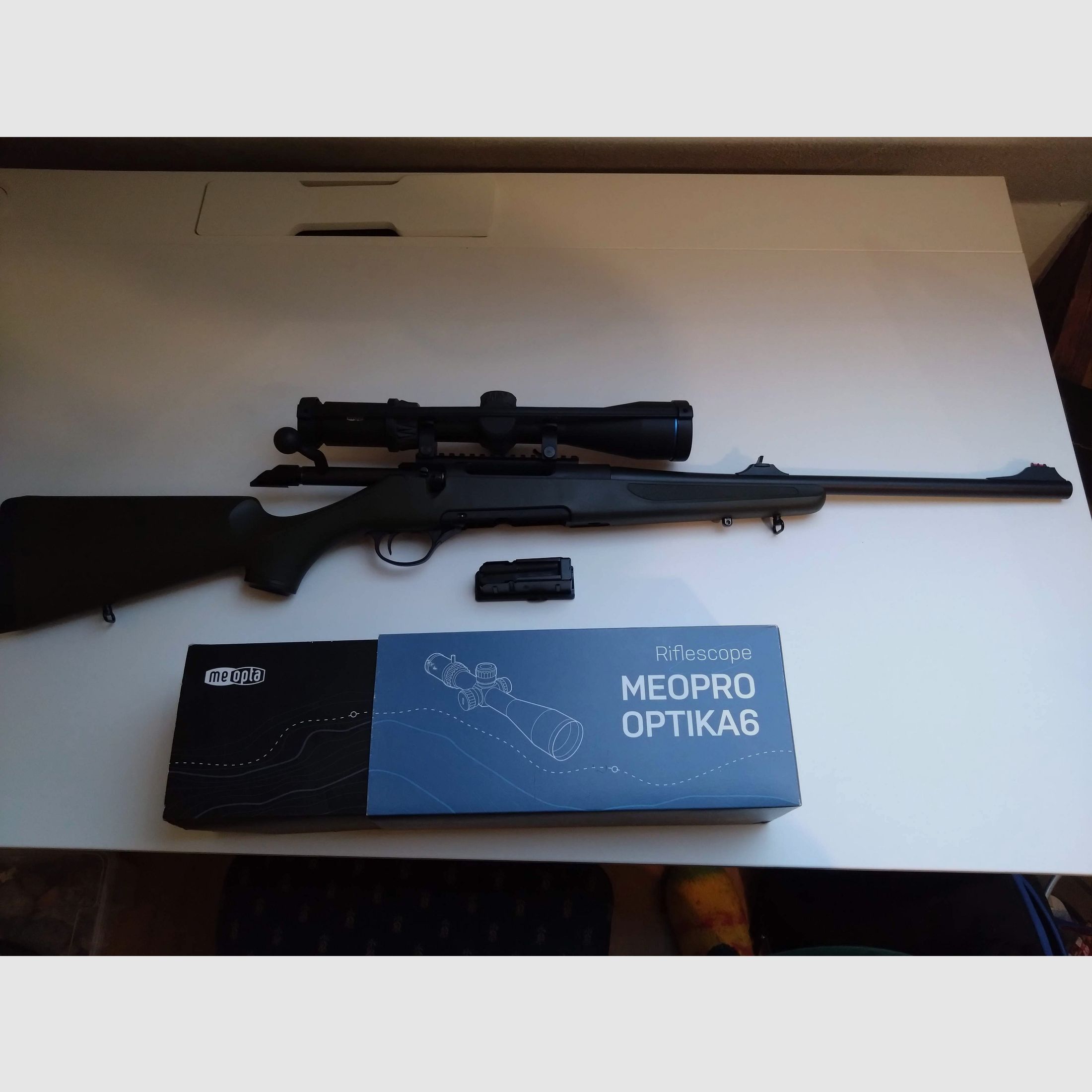 Haenel Jäger 10 Oliv mit Meopta Optika 6 3-18x50