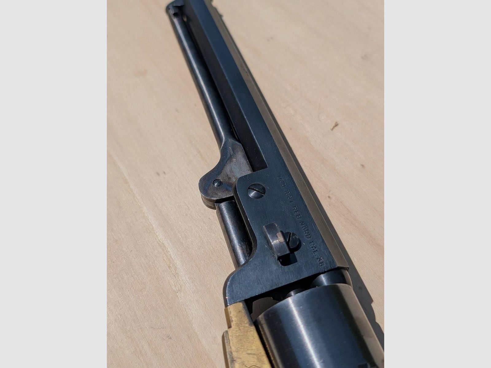 Hege Uberti, Leger 1861, Perkussie revolver, Kal.36