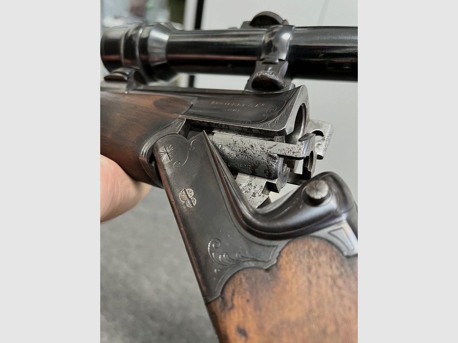 Greifelt BBF 5,6x52R y 16/70 con mira telescópica 4x