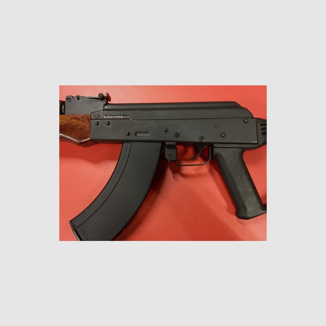 ISD AK-47, immagine 2 di 2