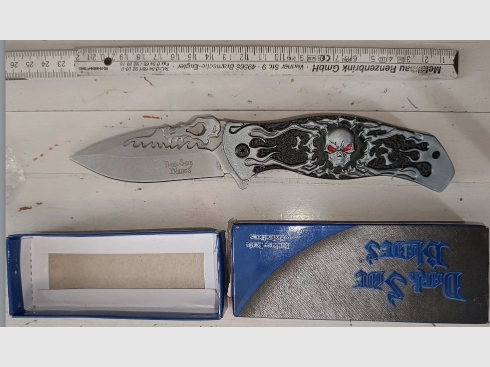Klappmesser Totenkopf 