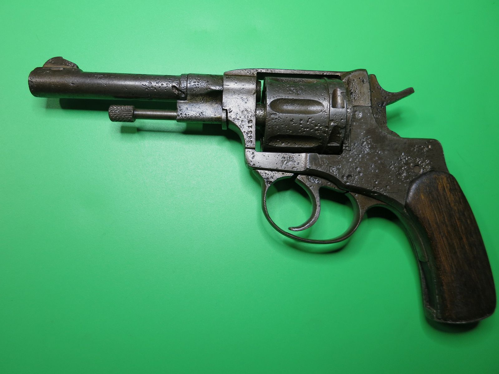 Revolver, Nagant M1895 revolver, absolute contemporary witness, water find, 7.62 x 38 mm R #81