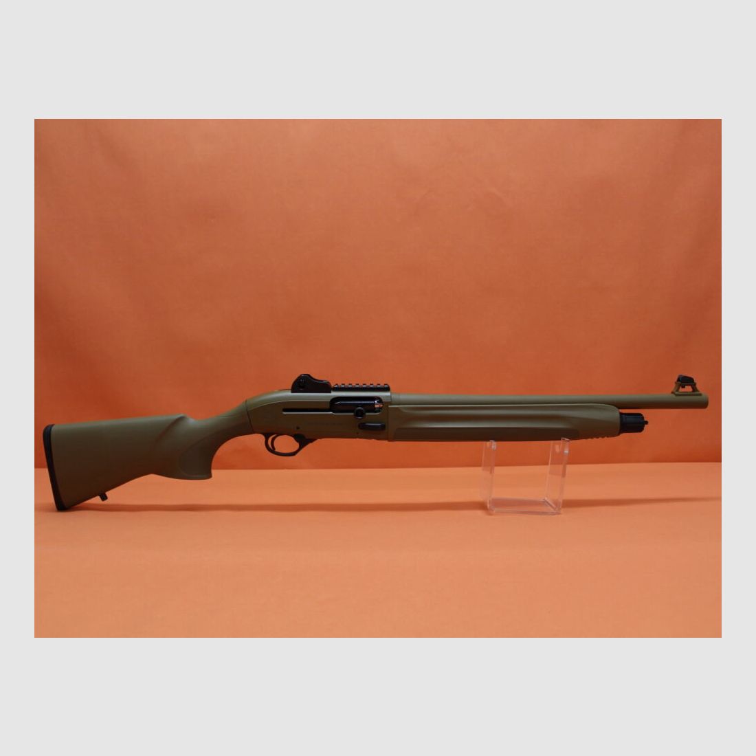 Beretta Ha.Flinte 12/76 Beretta 1301 TACTICAL FDE Sand 18.5" barrel OCHP interchangeable choke/ Picatinny/ Ghost-Ring