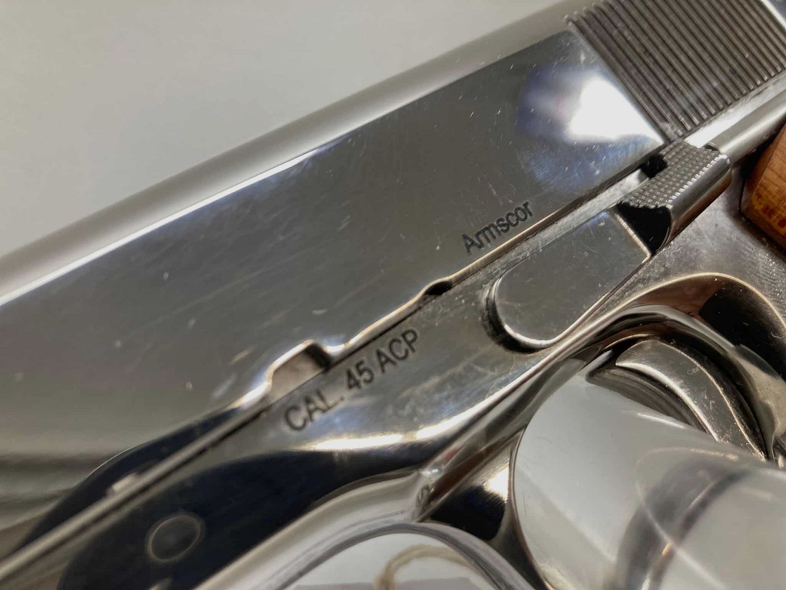 ARMSCOR 1911 A1 GI Standard „Duma Oficera“ 5″ | .45 ACP