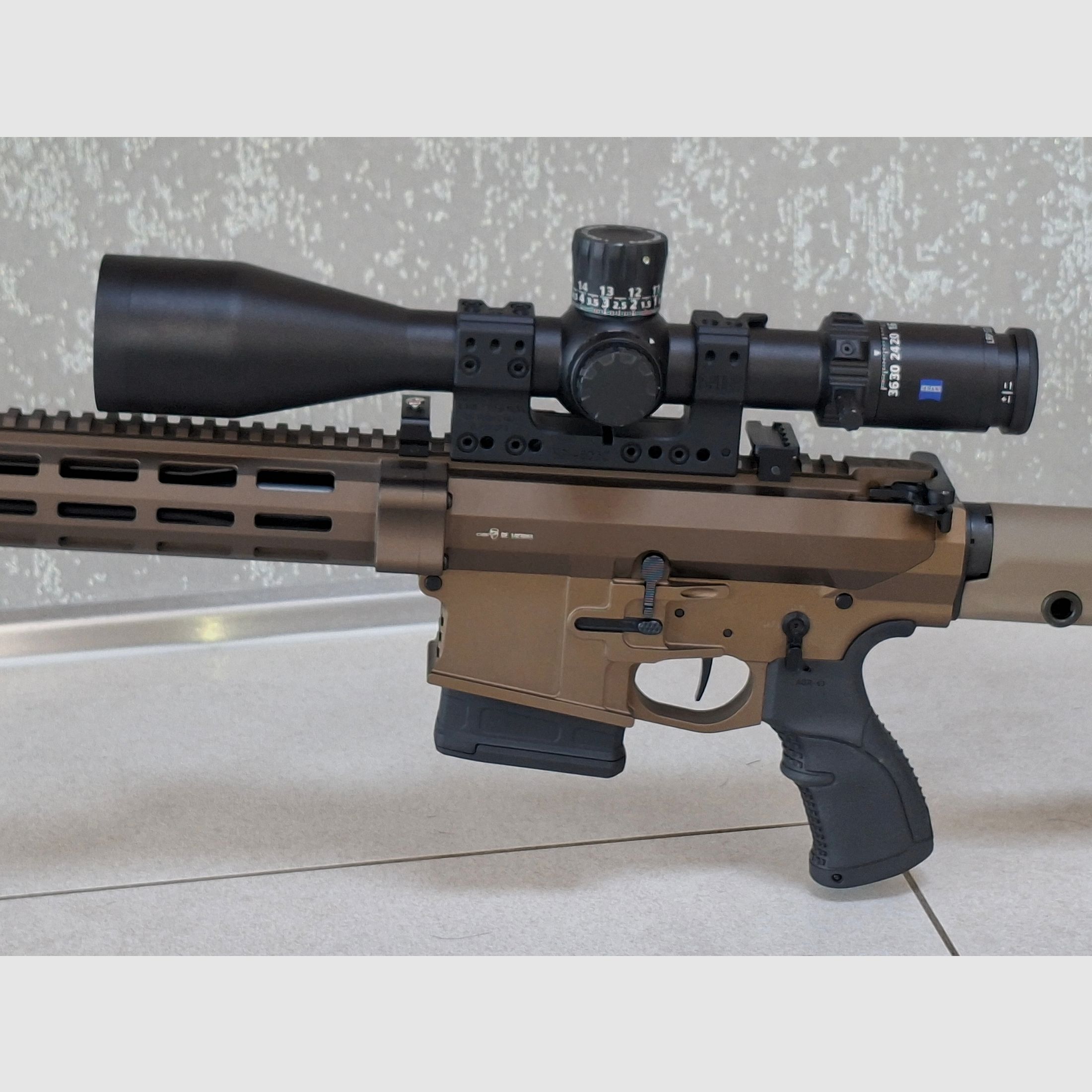 DAR 10 - 6.5 Creedmoor Custom Long Range Halbautomat  neuw.