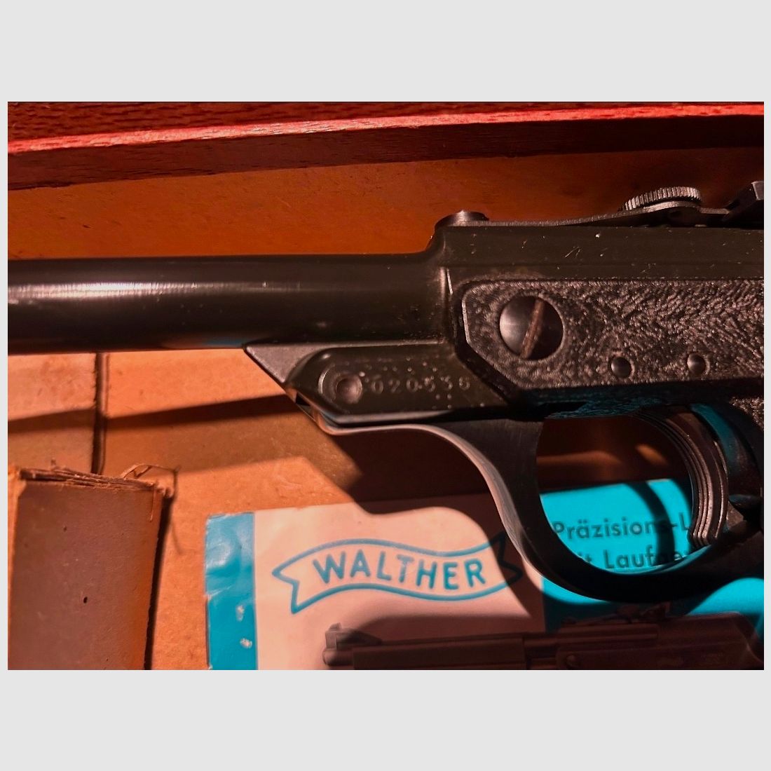 Pistola ad aria Walther LP53 nella confezione originale del 1958