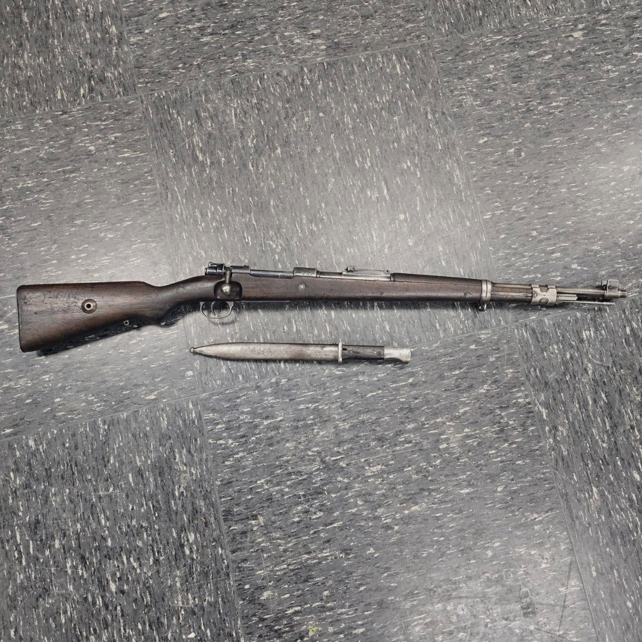 Karabiner 98k – Contrat portugais m/937 (1937) numéro identique avec baïonnette